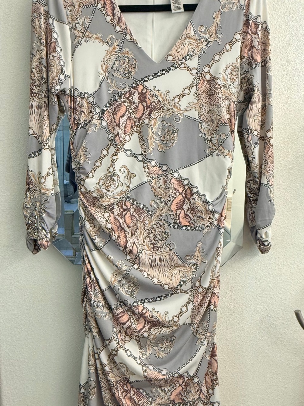 Cache Chain-Print V-Neck Midi Dress in Gray, Cream, and Blush